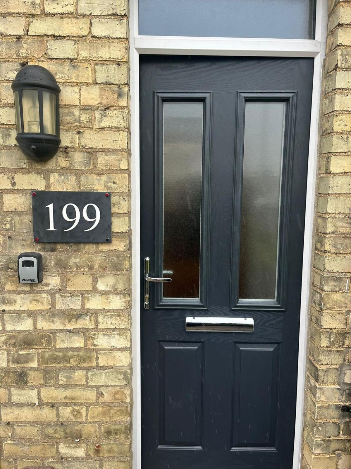 Large 4 Bedroom Home With Garden And Free Parking Cambridge  Bagian luar foto
